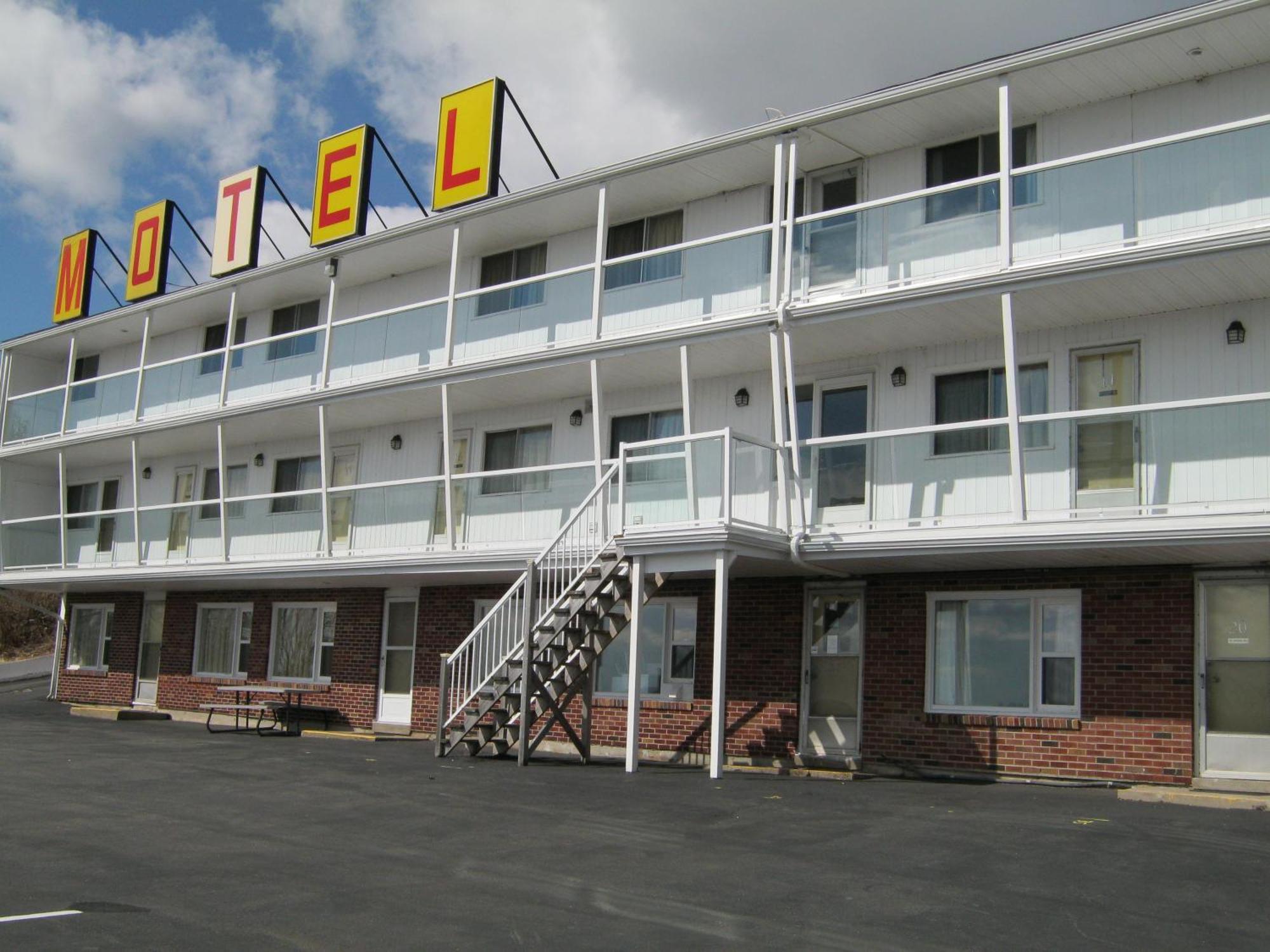 Hillside Motel Сент-Джон Екстер'єр фото